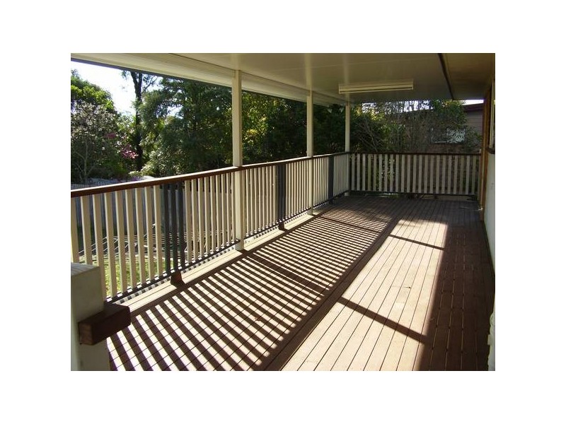 18 Lerose Avenue, Kallangur QLD 4503