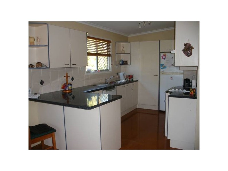 7 Leslie Street, Kallangur QLD 4503