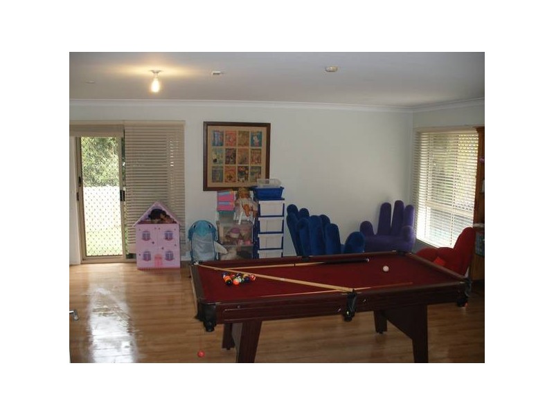 7 Adelaide Street, Kallangur QLD 4503