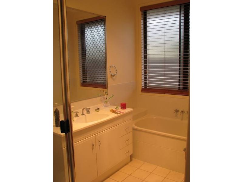 10 Riberry Court, North Lakes QLD 4509