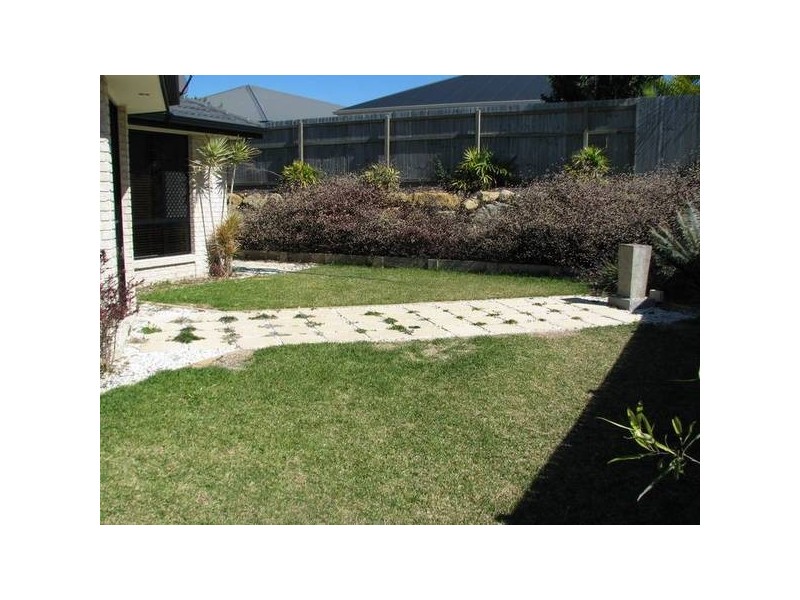 10 Riberry Court, North Lakes QLD 4509