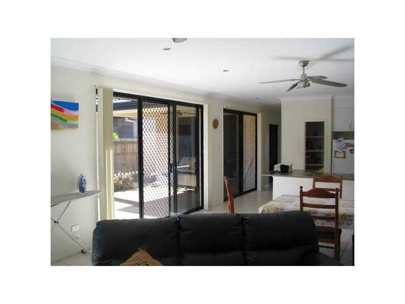 10 Riberry Court, North Lakes QLD 4509