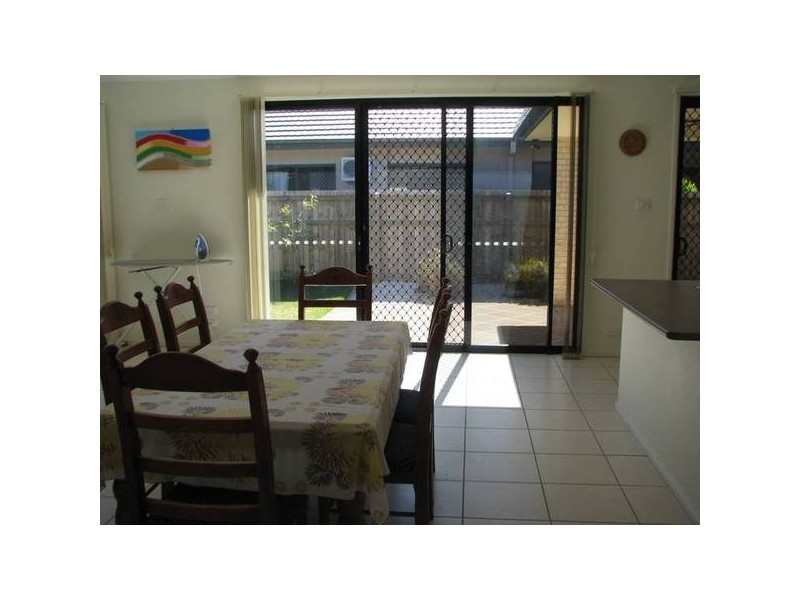 10 Riberry Court, North Lakes QLD 4509