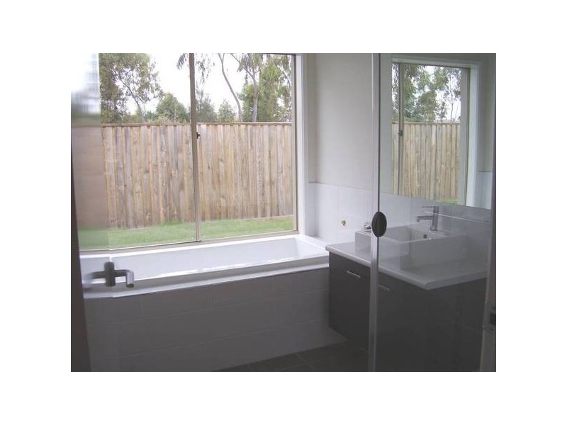 6 Azure Place, Narangba QLD 4504