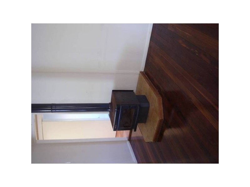 2 Andrew Street, Kallangur QLD 4503