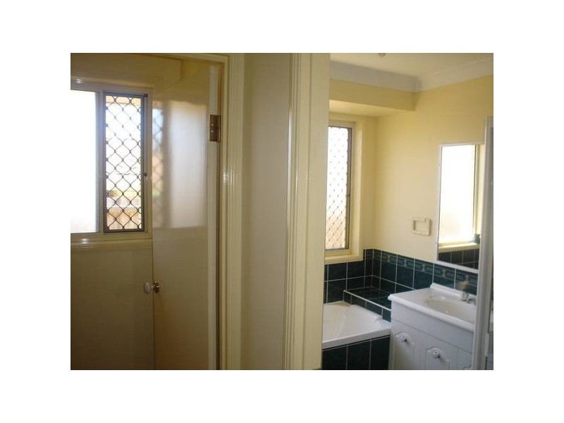 15 Freedom Drive, Kallangur QLD 4503