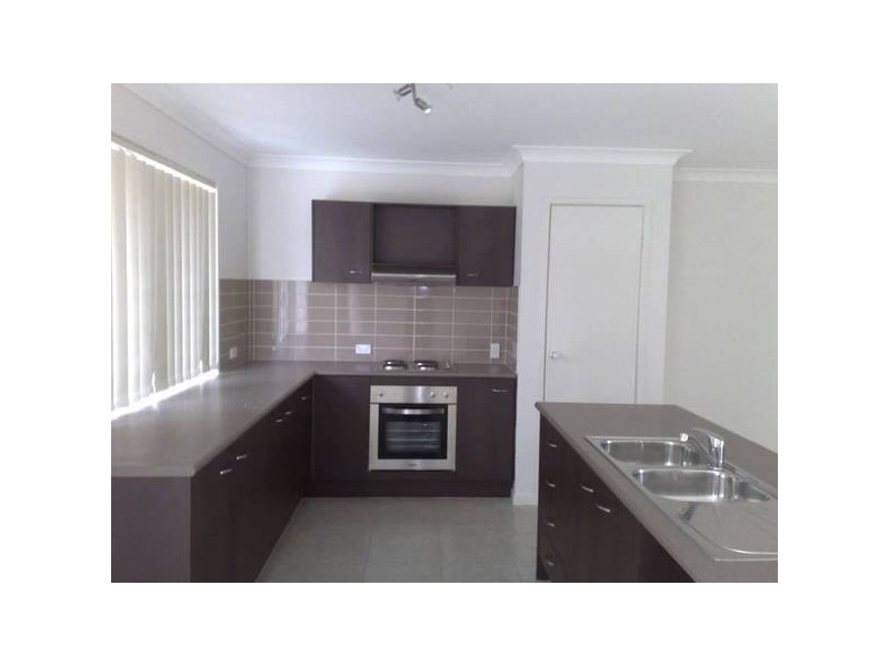 28 Fantail Crescent, Mango Hill QLD 4509