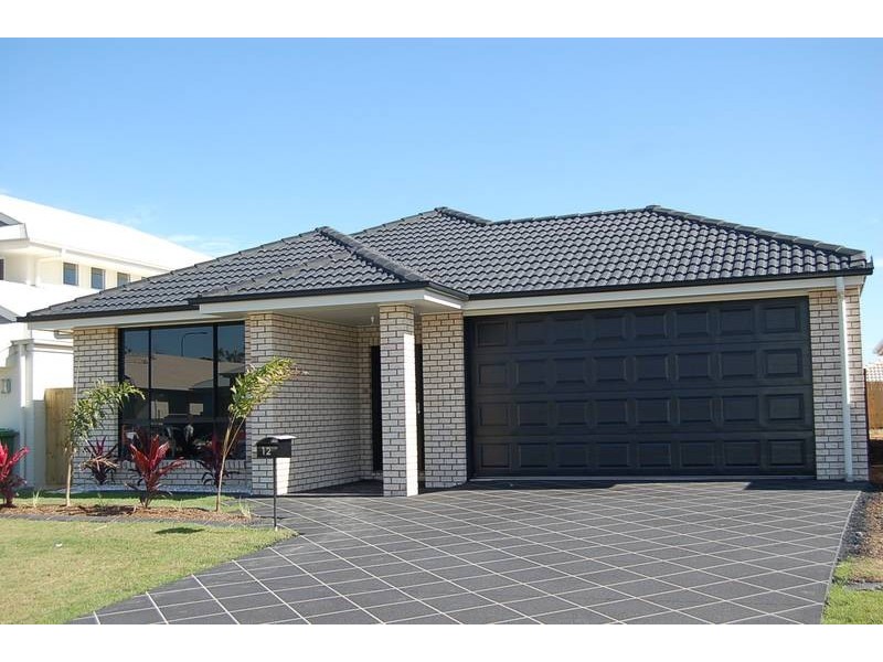 12 Dusky Street, North Lakes QLD 4509