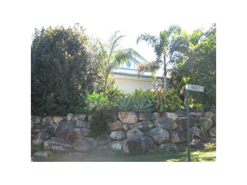 1 Kruger Court, Petrie QLD 4502