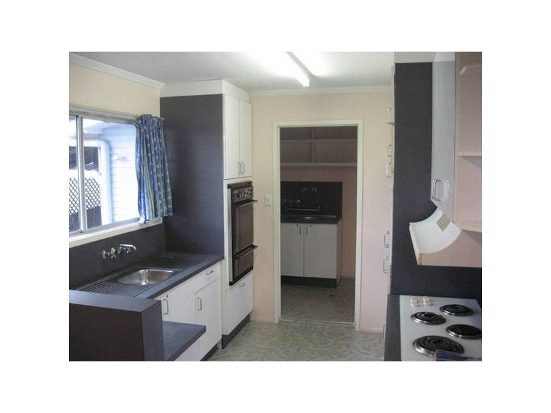 7 Wattle Street, Kallangur QLD 4503