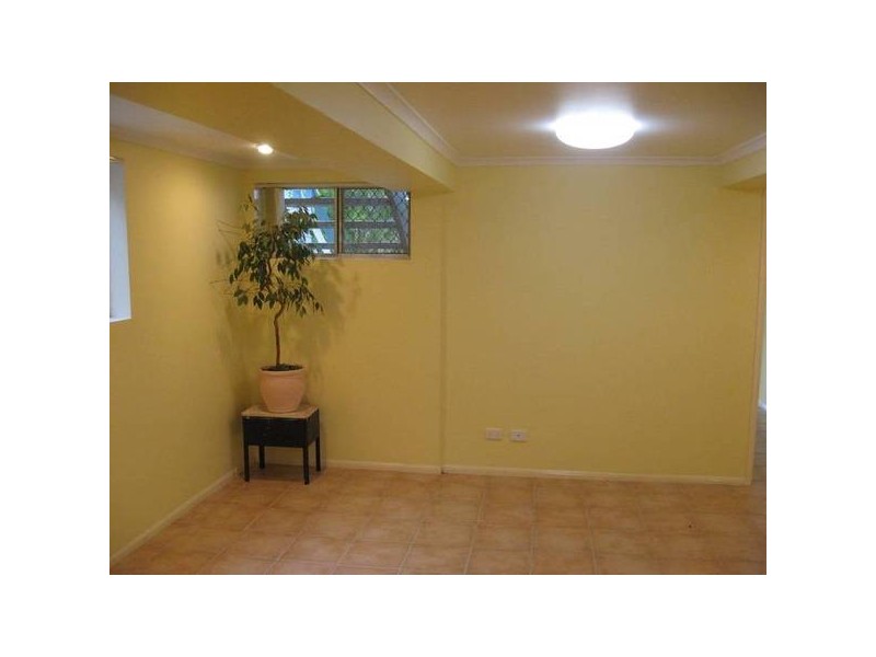 7 Wattle Street, Kallangur QLD 4503