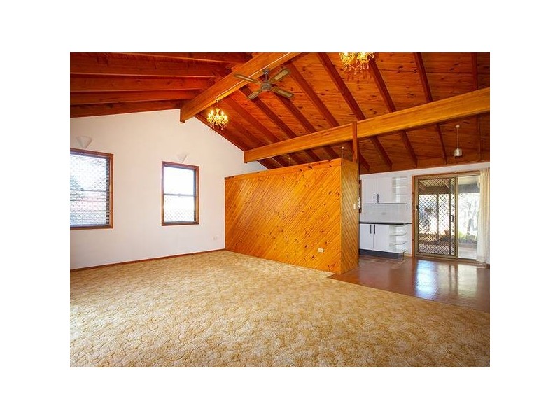39 Wairoa Drive, Strathpine QLD 4500