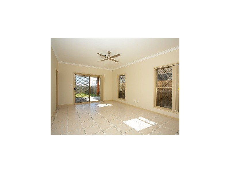 5 Kurrajong Circuit, North Lakes QLD 4509