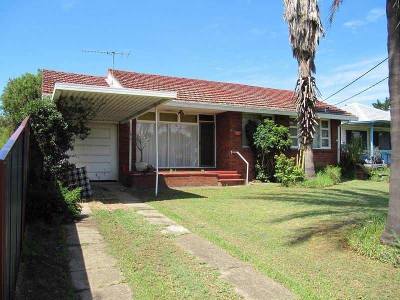 6 St Pauls Crescent, Liverpool NSW 2170