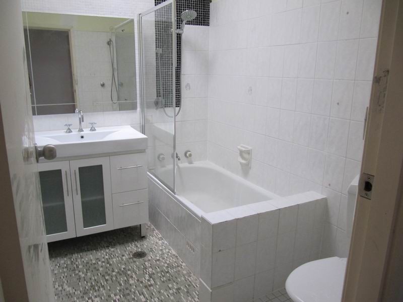 6 St Pauls Crescent, Liverpool NSW 2170