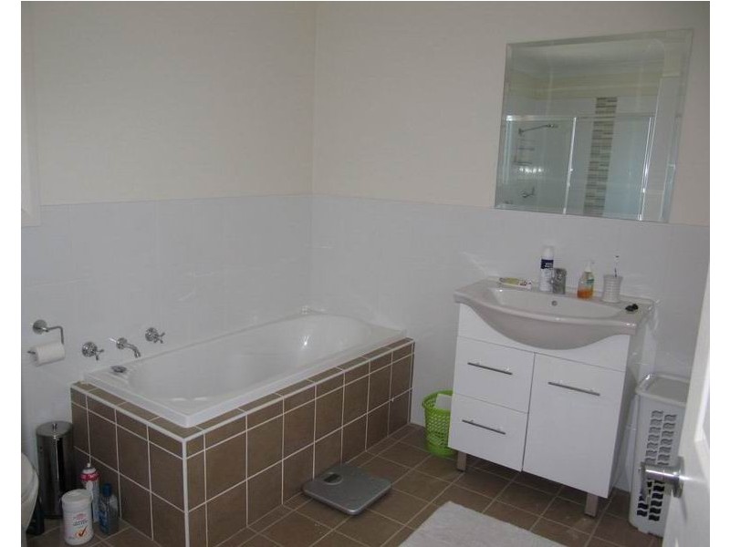 4/170 Glenfield Road, Casula NSW 2170