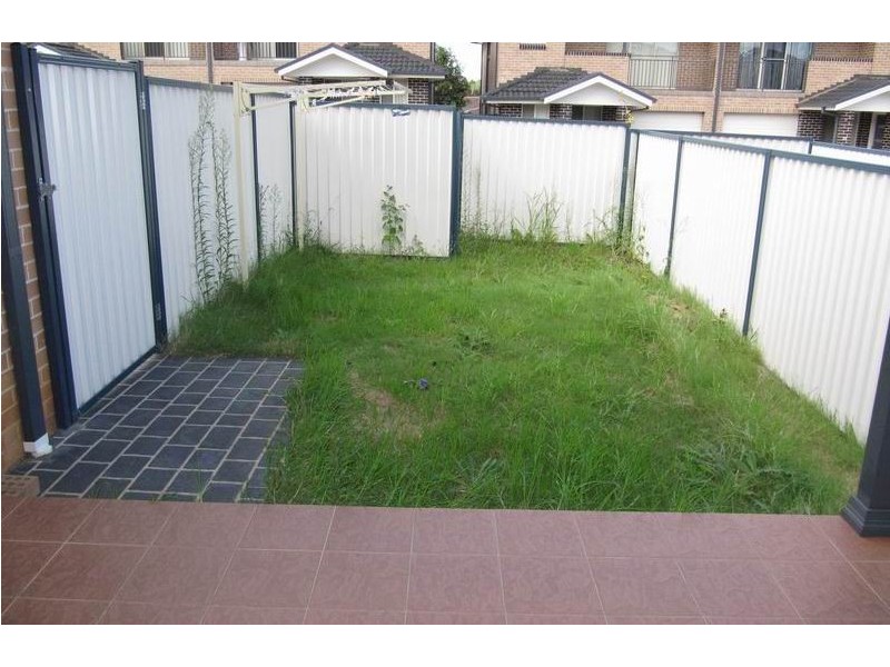 4/170 Glenfield Road, Casula NSW 2170