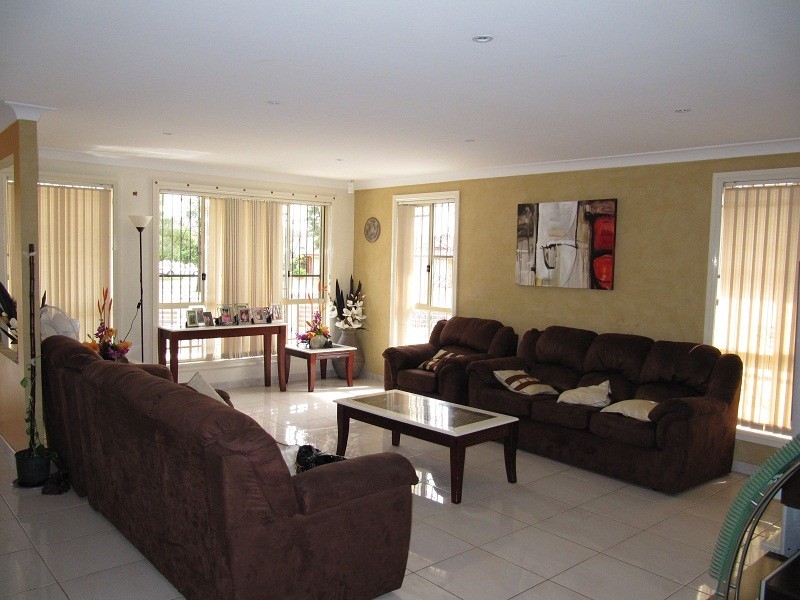 Hoxton Park NSW 2171