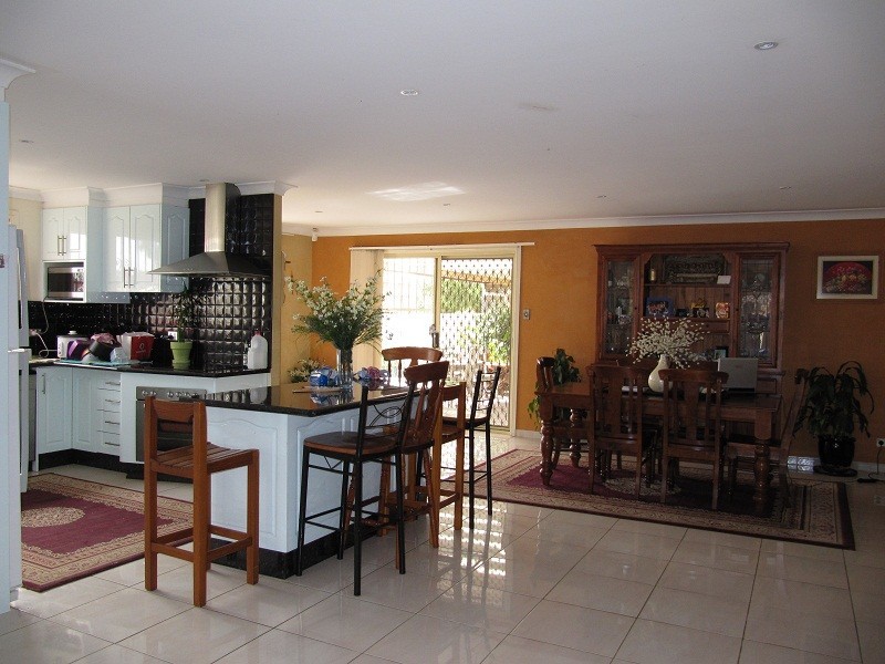 Hoxton Park NSW 2171