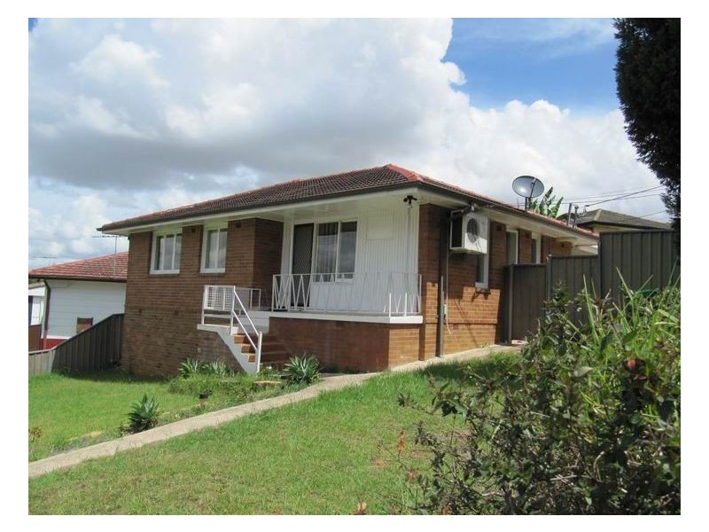 9 St Johns Rd, Busby NSW 2168