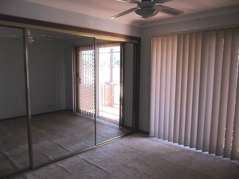 7/3 Carinya Place, Moorebank NSW 2170