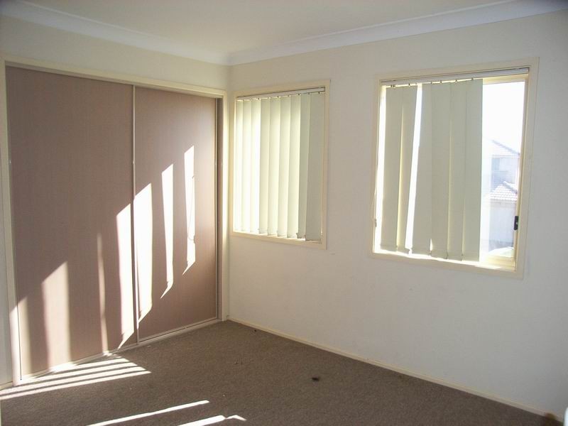 1 Lombardo St, Prestons NSW 2170
