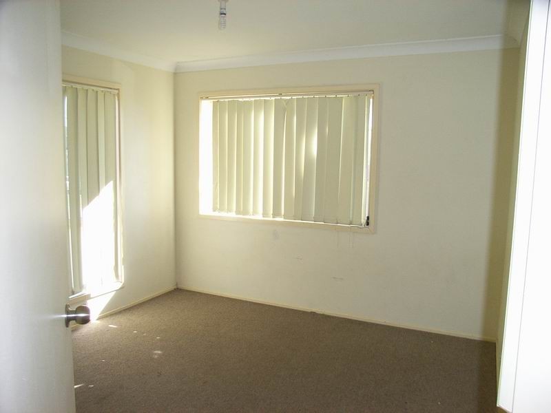 1 Lombardo St, Prestons NSW 2170