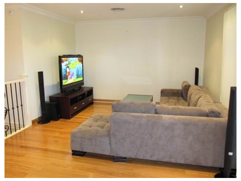 36 Hackett Road, Abbotsbury NSW 2176