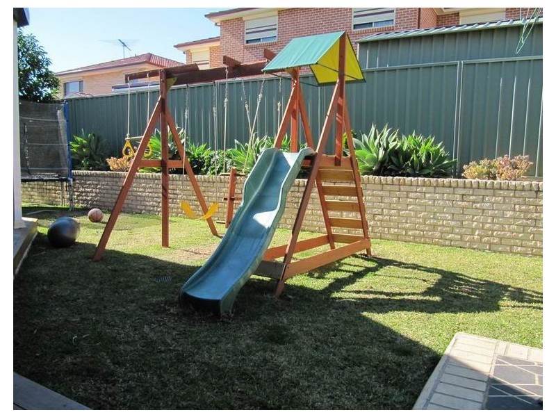 36 Hackett Road, Abbotsbury NSW 2176