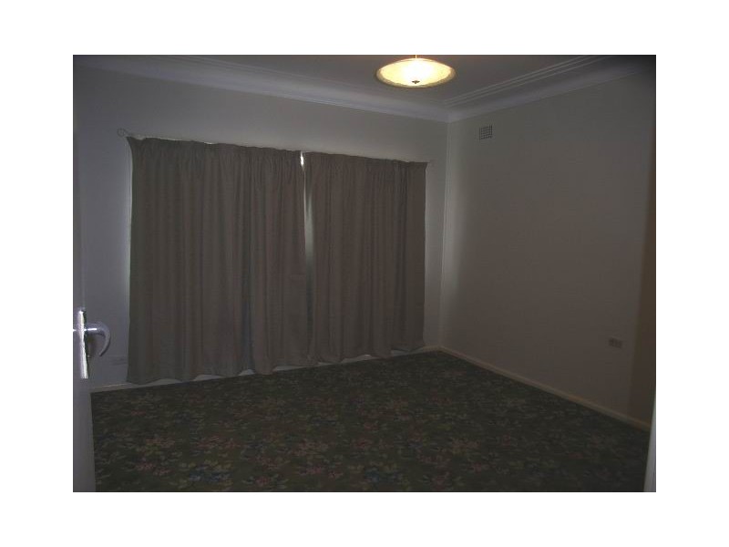 4 Danalam St, Liverpool NSW 2170