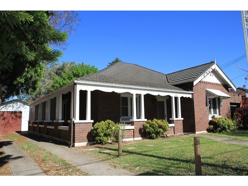 16 Moorebank Ave, Moorebank NSW 2170