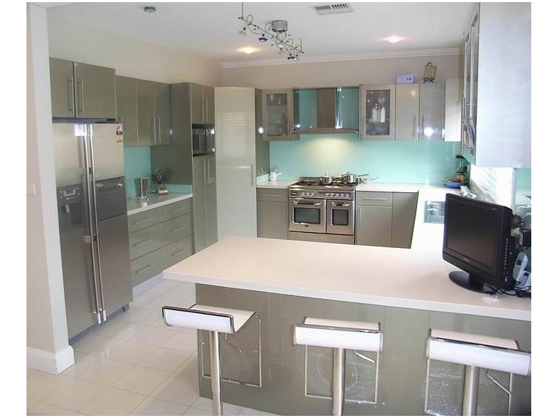 West Hoxton NSW 2171