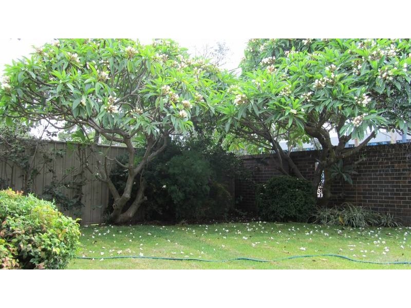 16 Moorebank Avenue, Moorebank NSW 2170