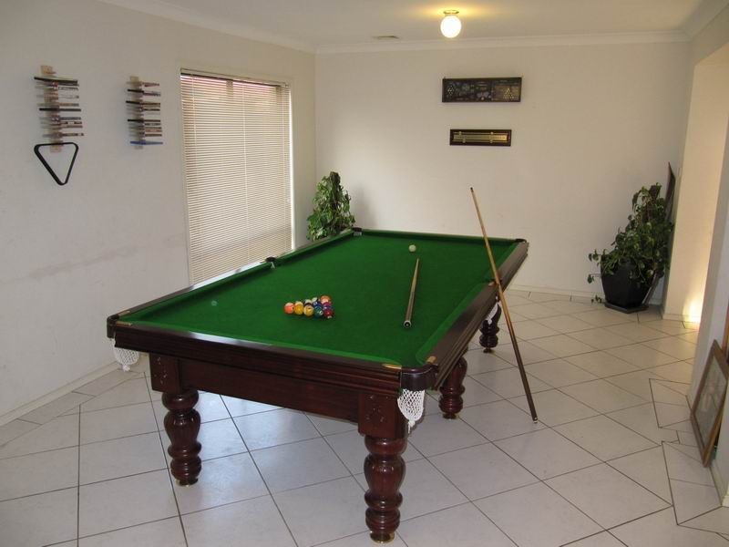 West Hoxton NSW 2171