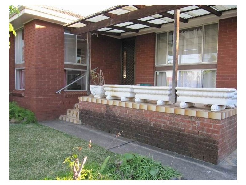 111 St Johns Road, Green Valley NSW 2168