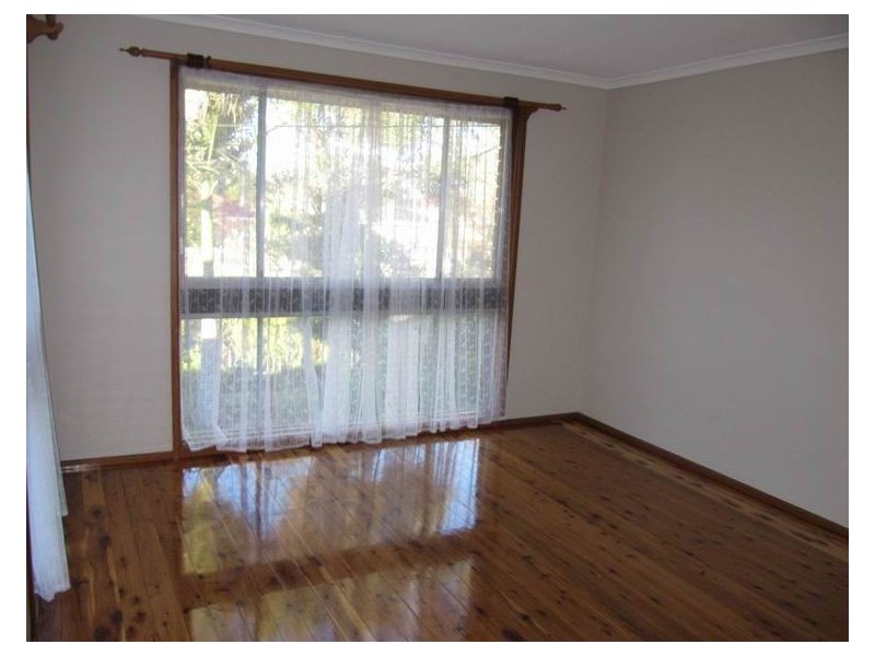 111 St Johns Road, Green Valley NSW 2168