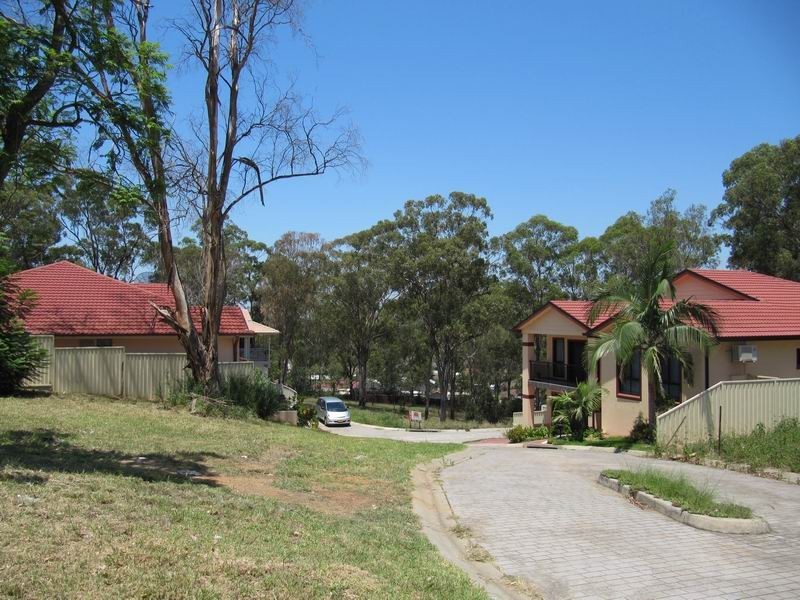 Heckenberg NSW 2168