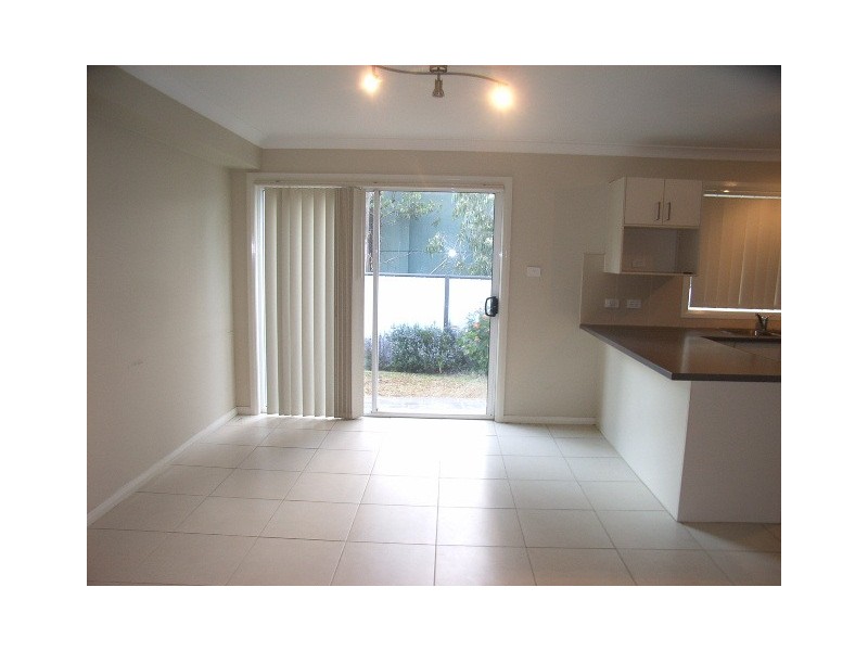 8/6-8 Mint Close, Casula NSW 2170