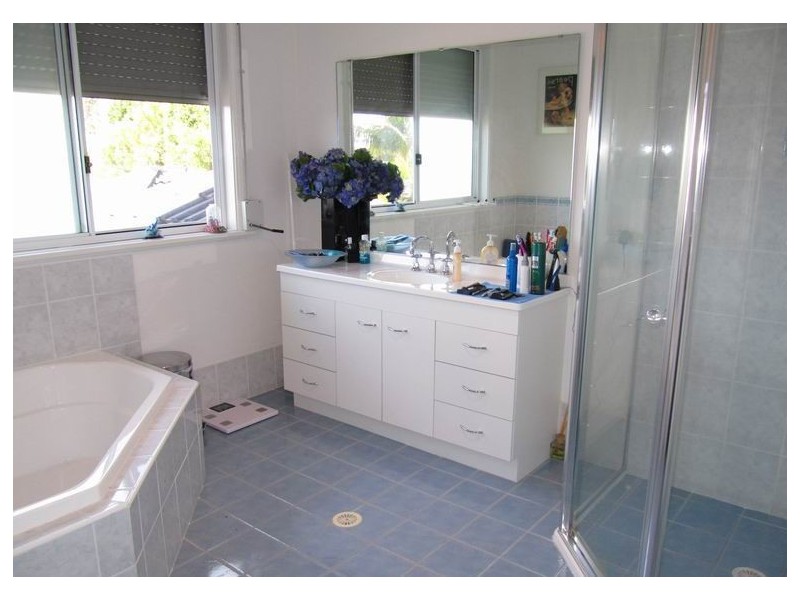 West Hoxton NSW 2171