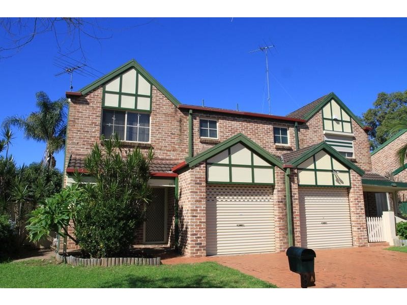 8A Wellwood Avenue, Moorebank NSW 2170