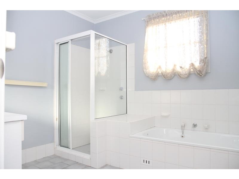 8A Wellwood Avenue, Moorebank NSW 2170