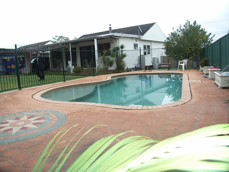 Lurnea NSW 2170
