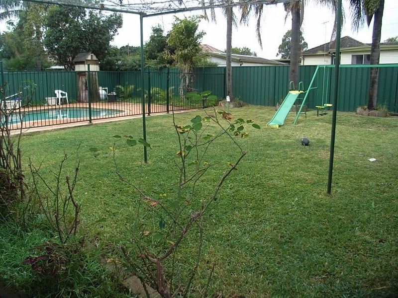 Lurnea NSW 2170