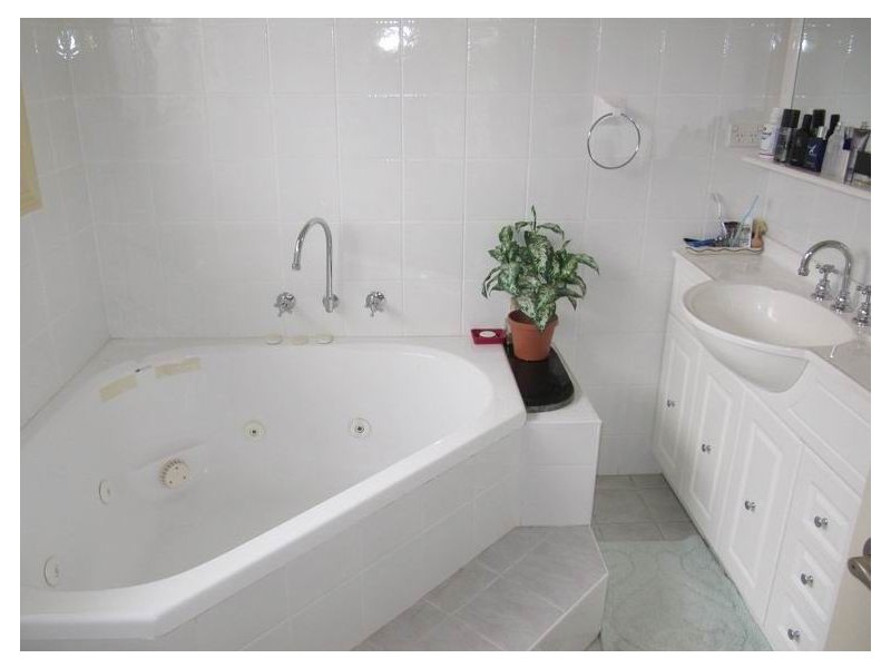 Hinchinbrook NSW 2168