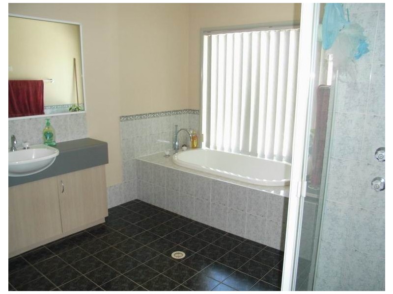 West Hoxton NSW 2171