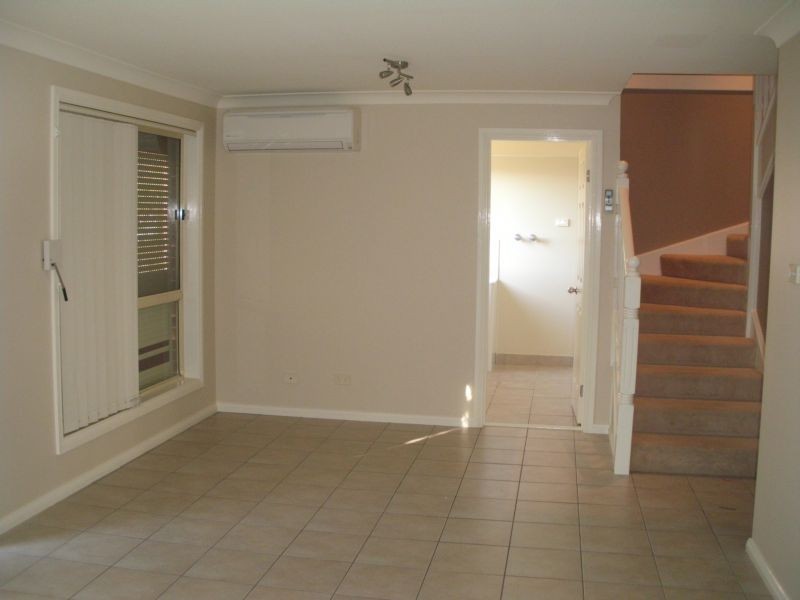 West Hoxton NSW 2171