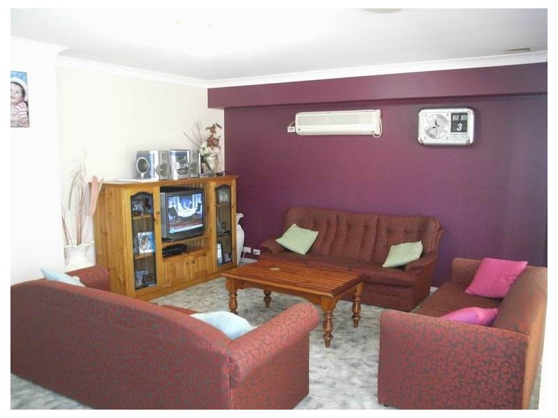 13 Levendale Street, West Hoxton NSW 2171
