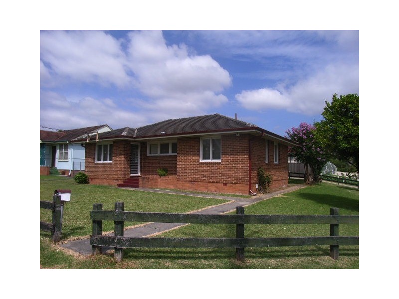 79 Hill Road, Lurnea NSW 2170