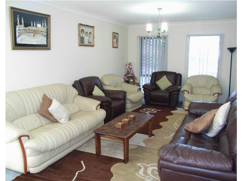 West Hoxton NSW 2171
