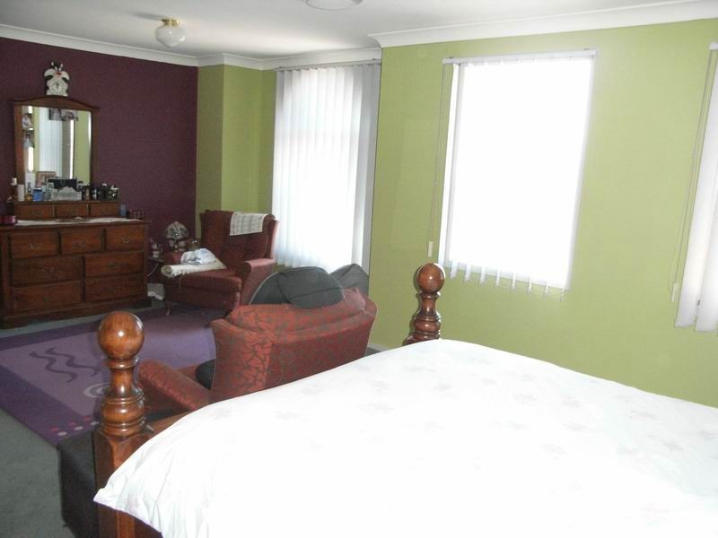 West Hoxton NSW 2171